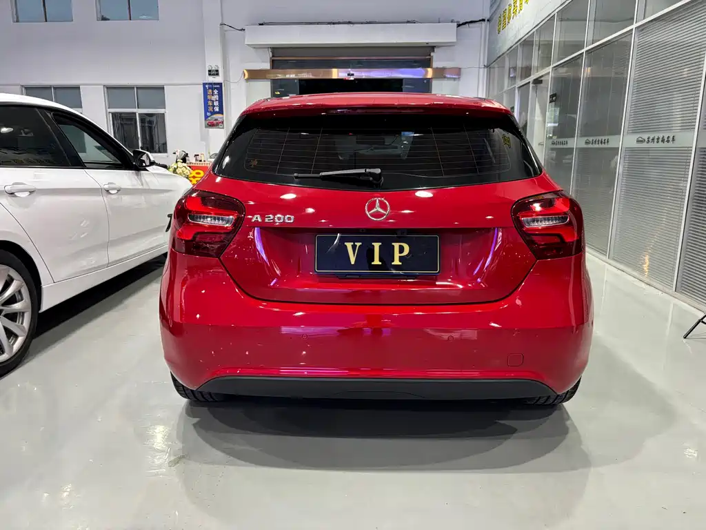 Mercedes-Benz A-Class (Import) — миниатюра 8