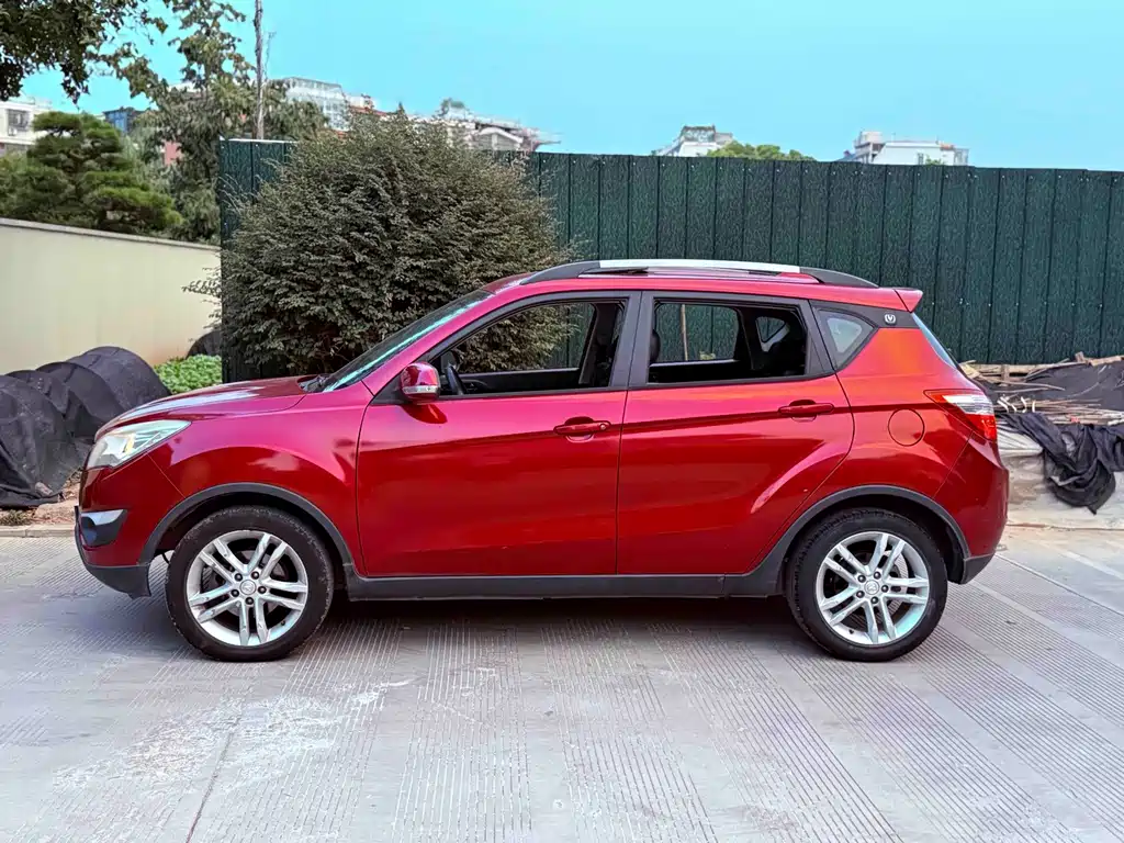 Changan CS35 — миниатюра 8
