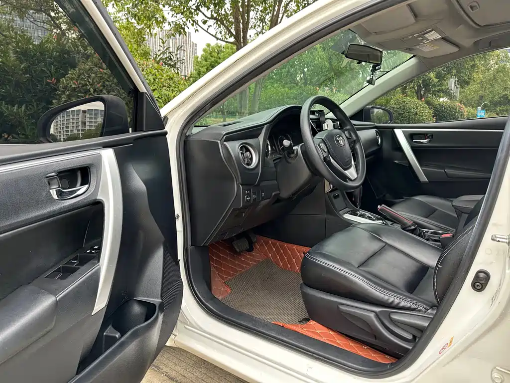 Toyota Corolla — миниатюра 6