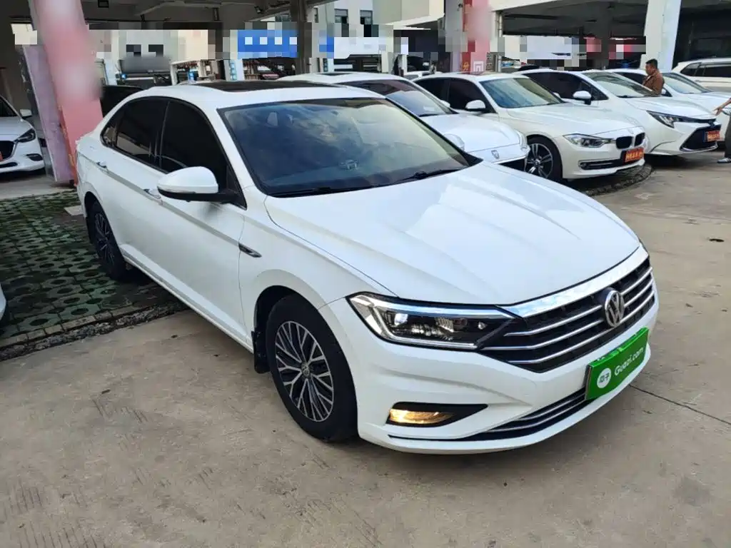 Volkswagen Sagitar — миниатюра 4