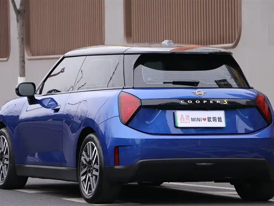 MINI ELECTRIC  COOPER