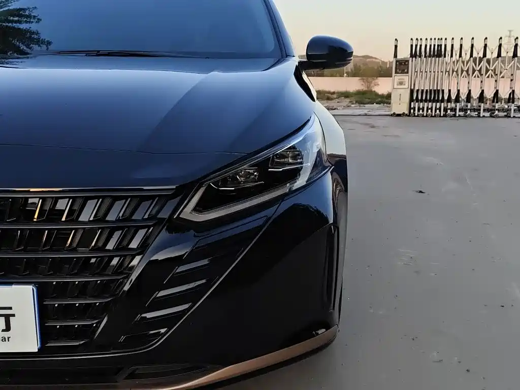 Nissan Teana — миниатюра 3