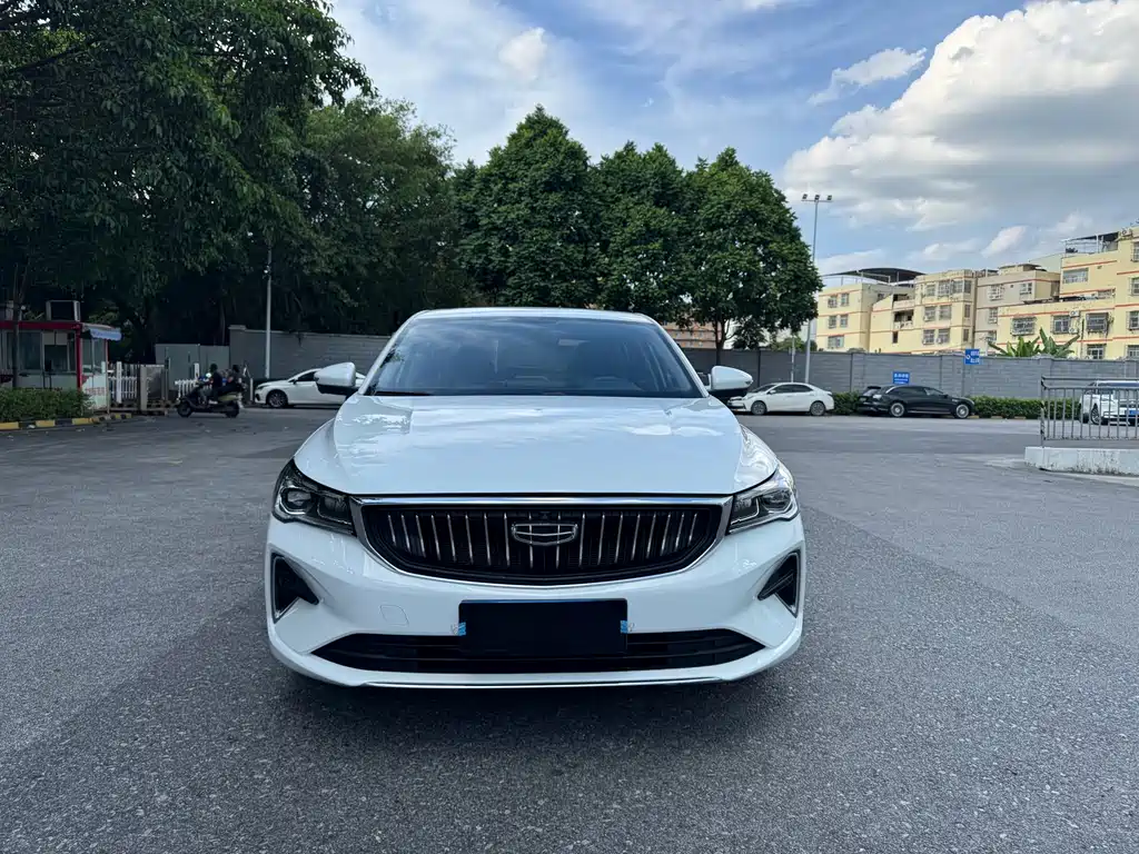 Geely Emgrand — миниатюра 2