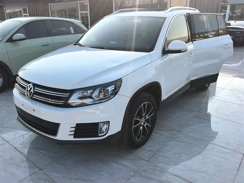 Volkswagen Tiguan 2015
