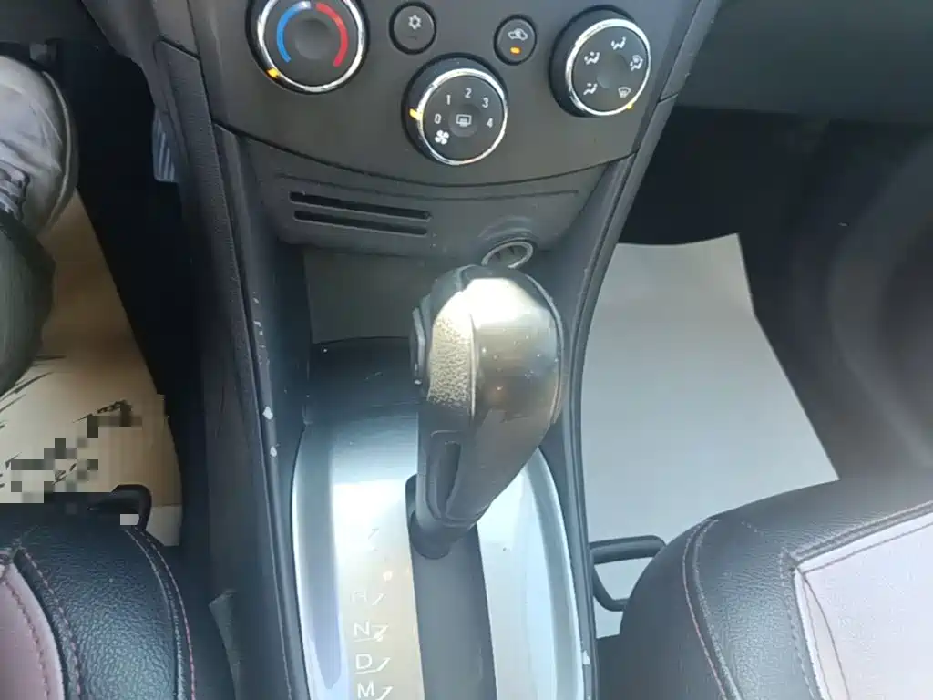 Chevrolet Trax — миниатюра 14