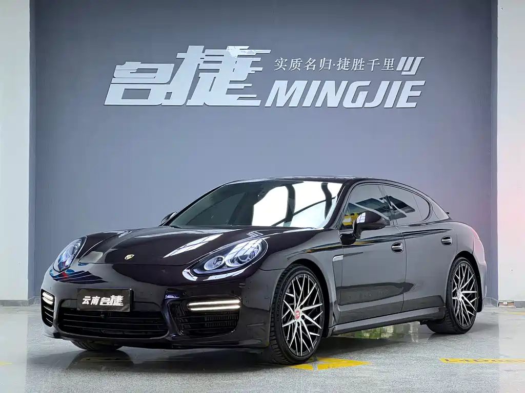Porsche Panamera 2014