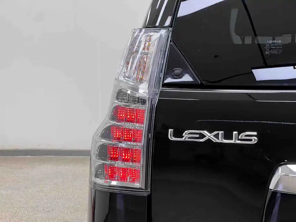 Lexus GX — миниатюра 6