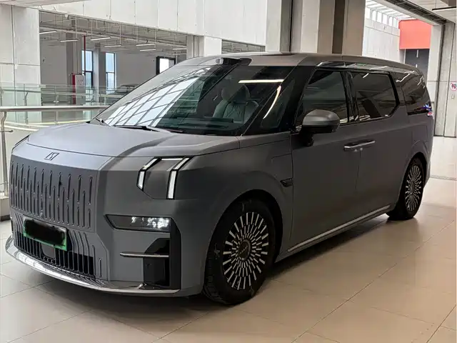 ZEEKR EXTREME KRYPTON 009 2024