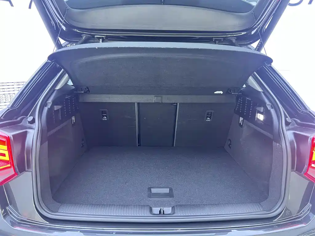 Audi Q2L — миниатюра 16