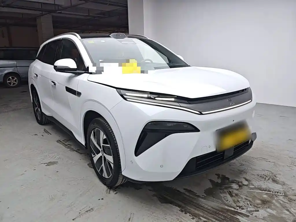 BYD Tang L L 2025 DM 200KM Flagship