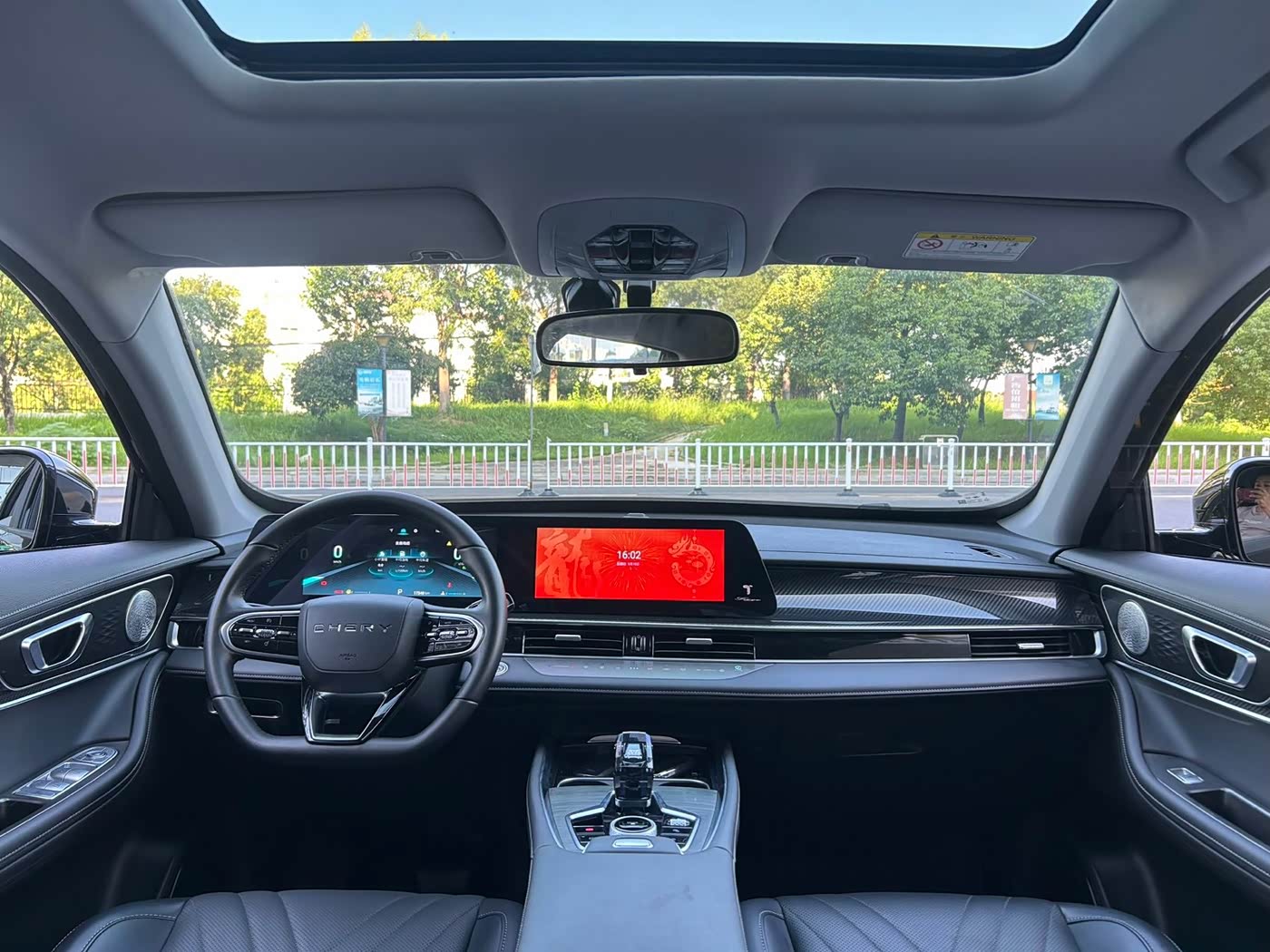 CHERY Tiggo 7 PLUS 1.5 л 2024 г. Чёрный, пробег 17000 км