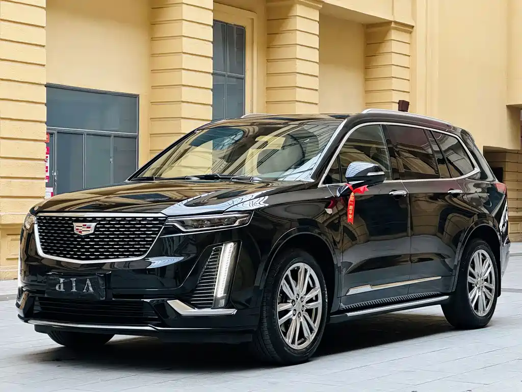 Cadillac XT6