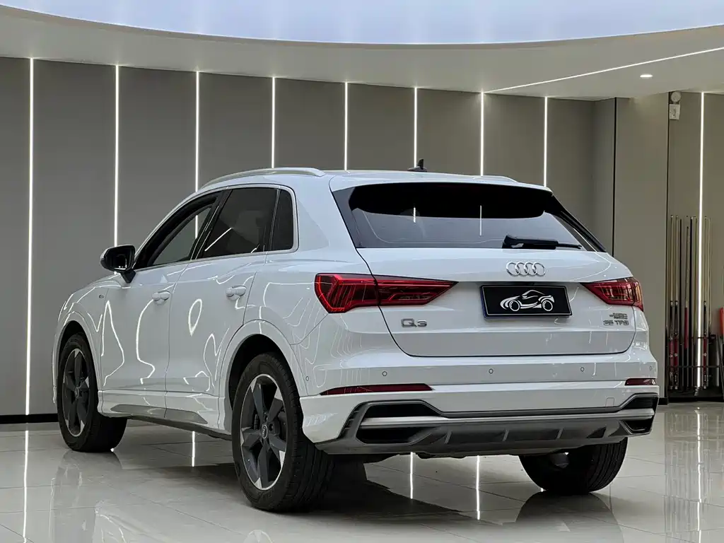 Audi Q3 — миниатюра 18