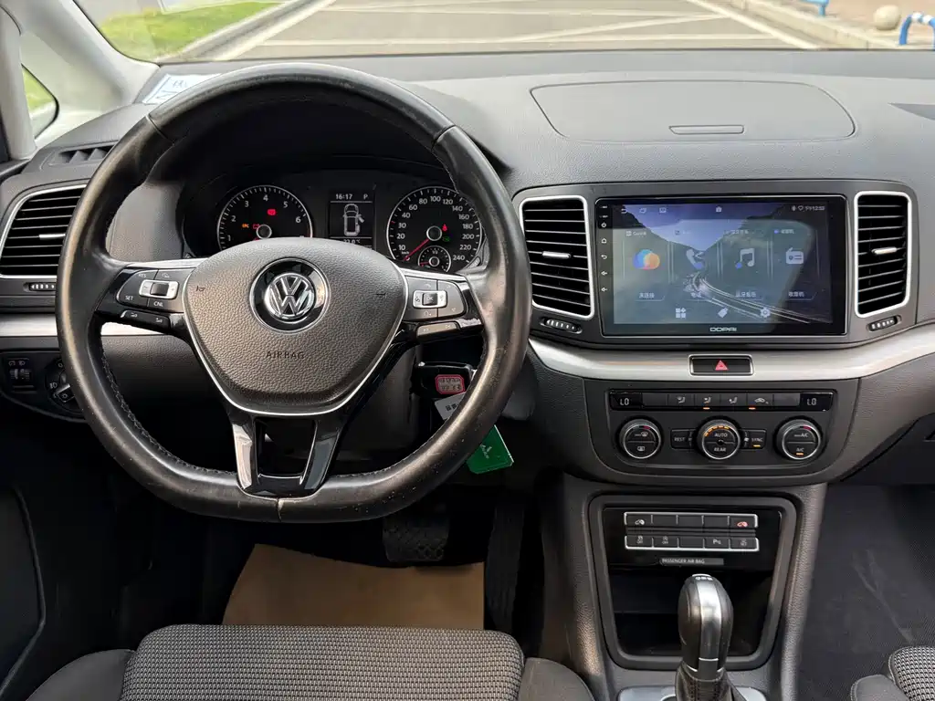 Volkswagen Sharan — миниатюра 14