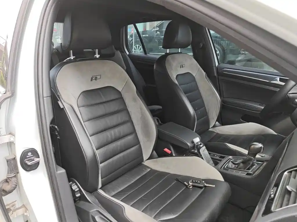 Volkswagen Golf — миниатюра 25
