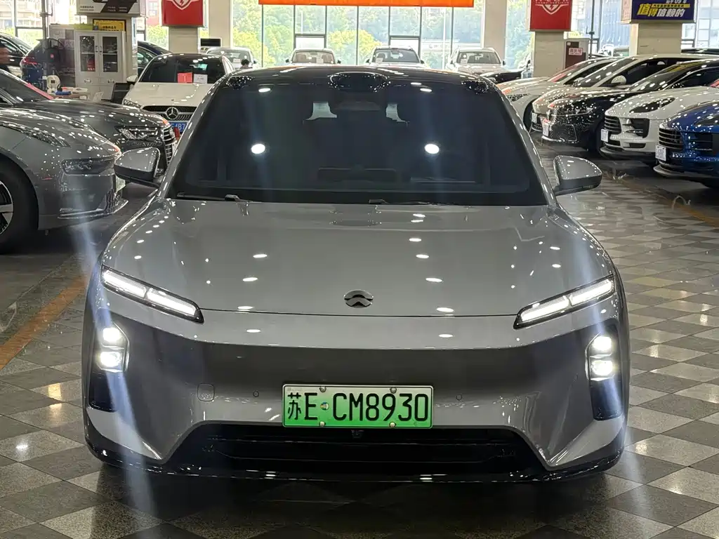NIO ET5T — миниатюра 2