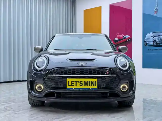 MINI CLUBMAN 2021