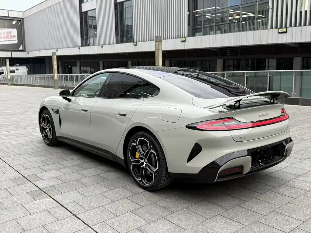 XIAOMI CAR XIAOMI SU7