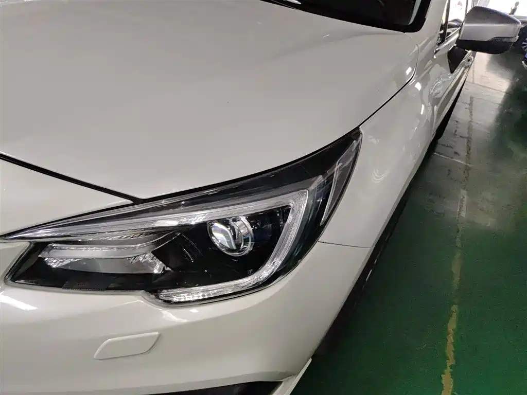 Subaru Legacy - фото 18