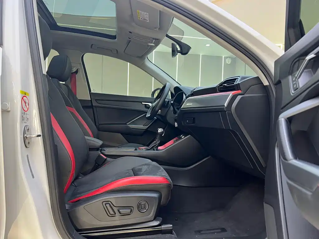 Audi Q3 — миниатюра 5