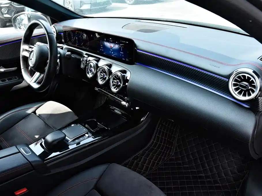 MERCEDES-BENZ A CLASS