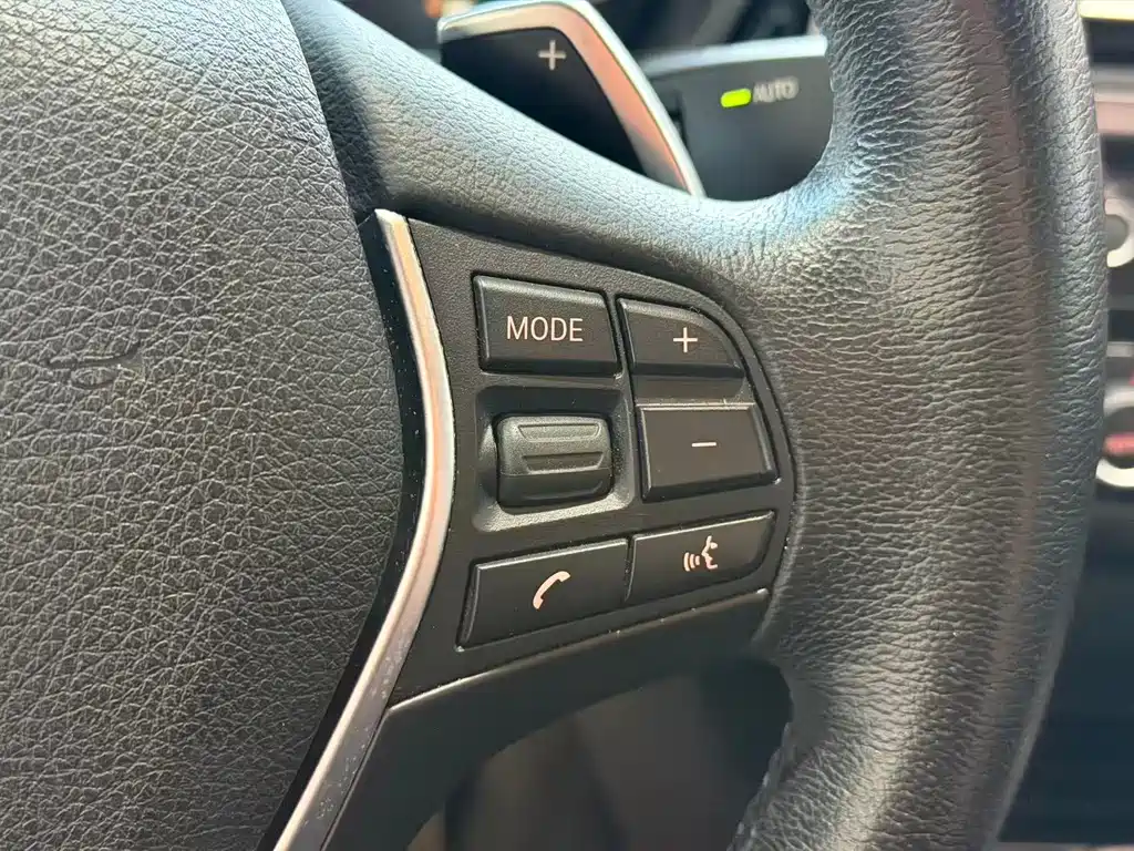BMW 3 Series — миниатюра 12