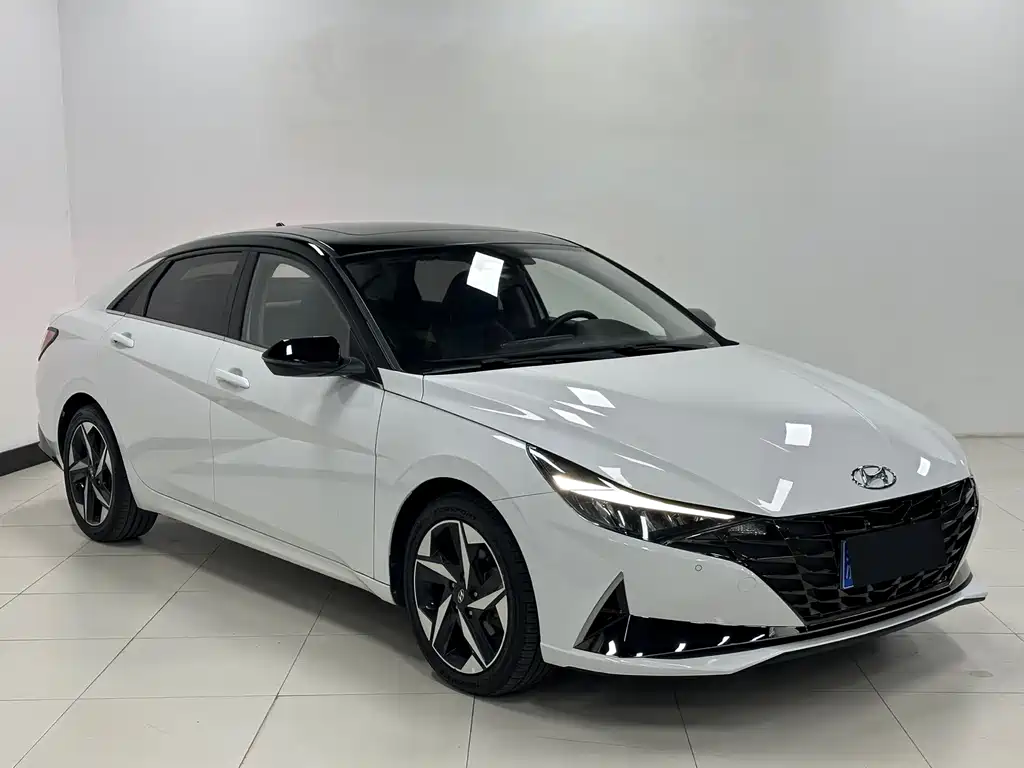 Hyundai Elantra — миниатюра 3