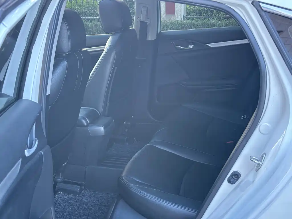 Honda Civic 2016 220TURBO CVT Luxury