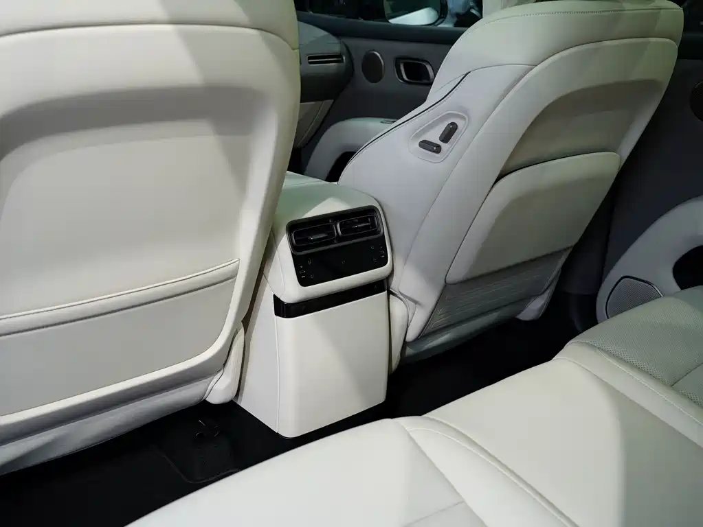 Li Auto i6 2025 Standard