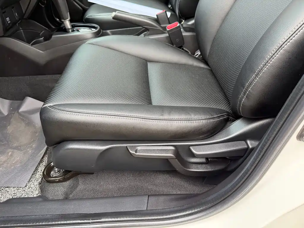 Honda Fit — миниатюра 21