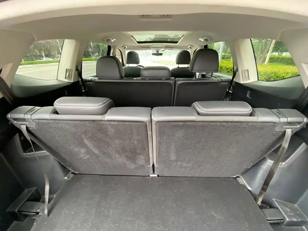 Volkswagen Teramont — миниатюра 10
