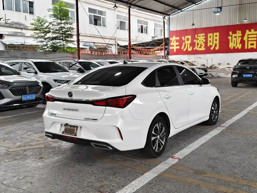 Changan Eado — миниатюра 9