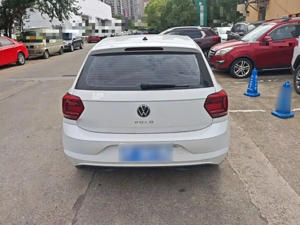 Volkswagen Polo — миниатюра 6