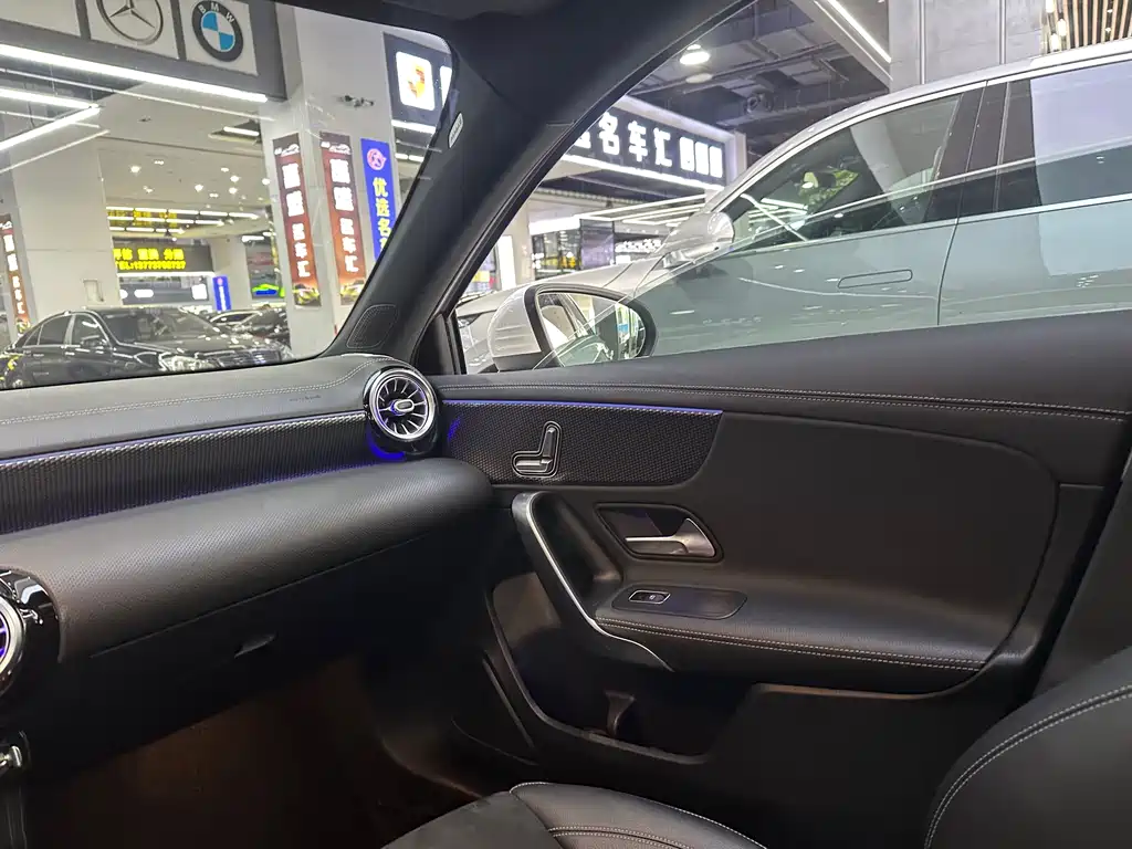 MERCEDES-BENZ A CLASS