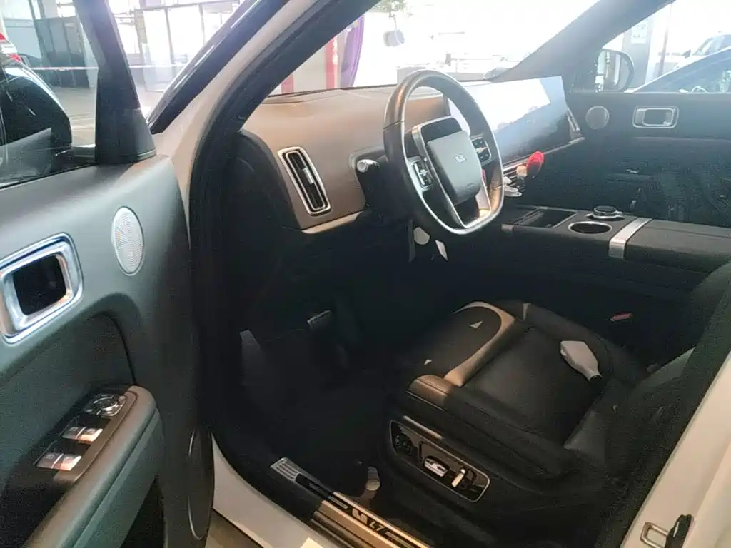 Li Auto Li L7 — миниатюра 16