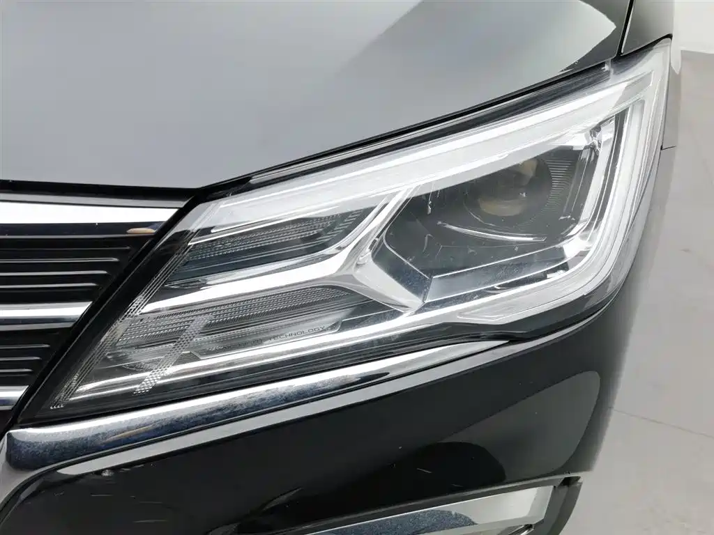 Roewe i5 2020 1.5L MT 4G Flagship