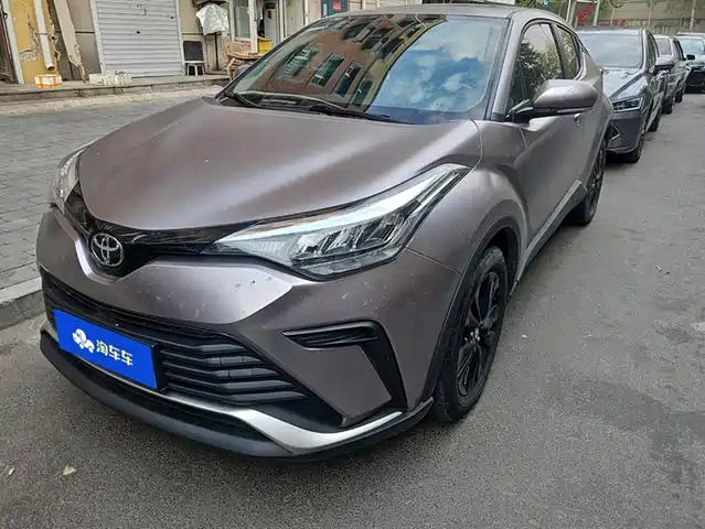 TOYOTA IZOA 2022