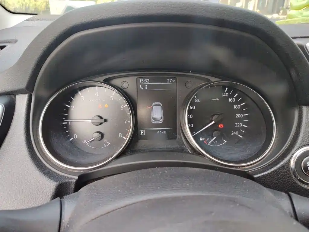 Nissan Qashqai — миниатюра 4