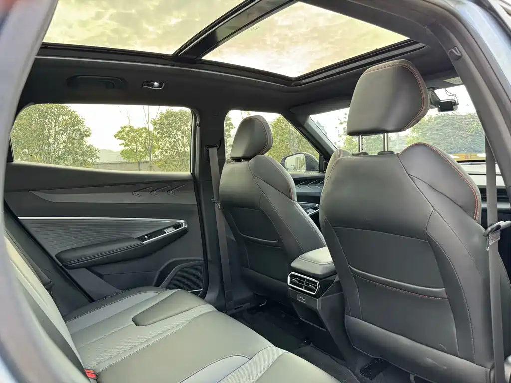 GEELY AUTOMOBILE BOYUE