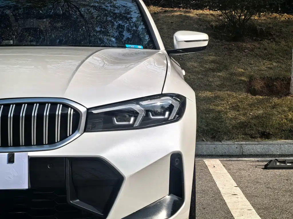 BMW 3 Series — миниатюра 2