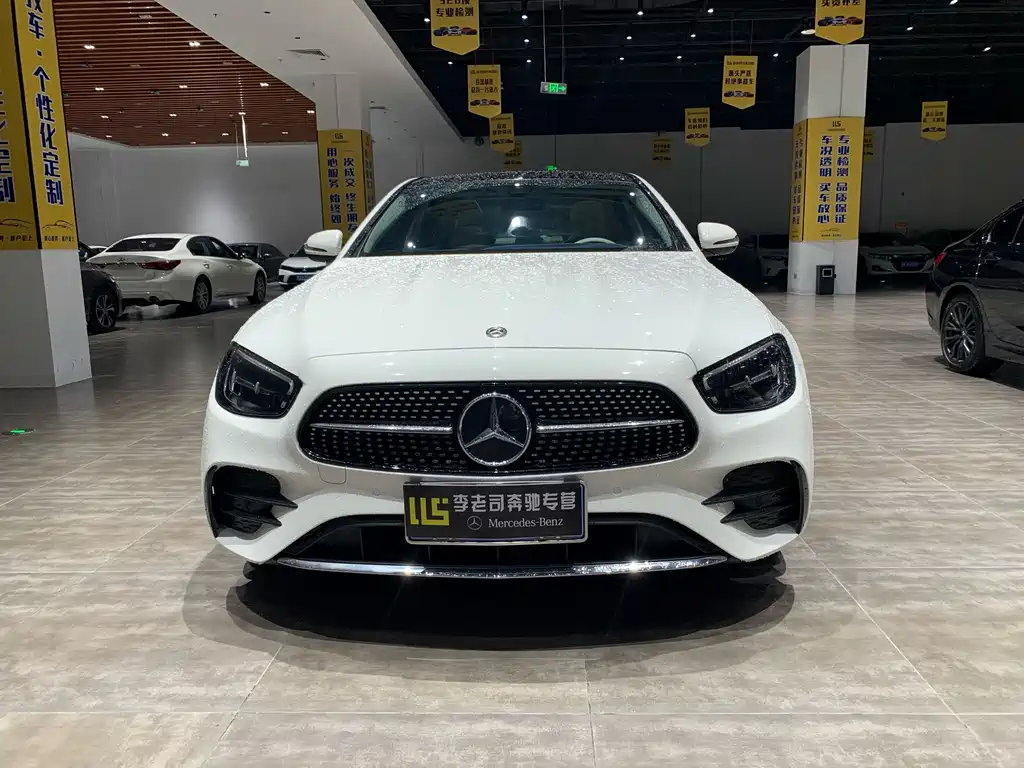 Mercedes-Benz E-Class — миниатюра 2