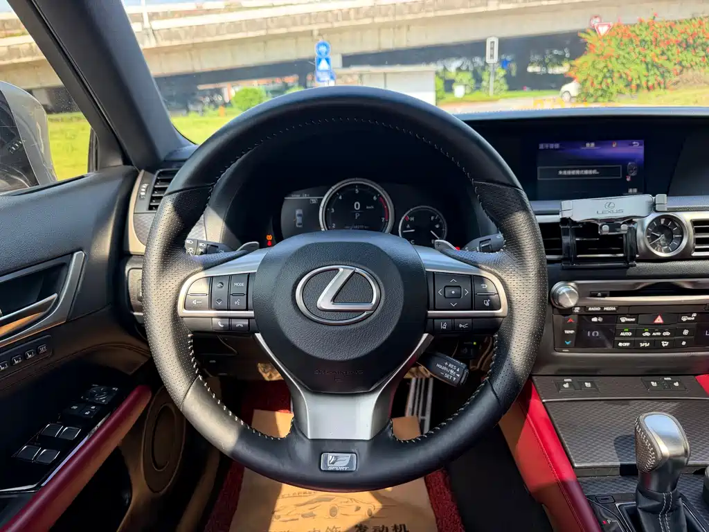 Lexus GS — миниатюра 9
