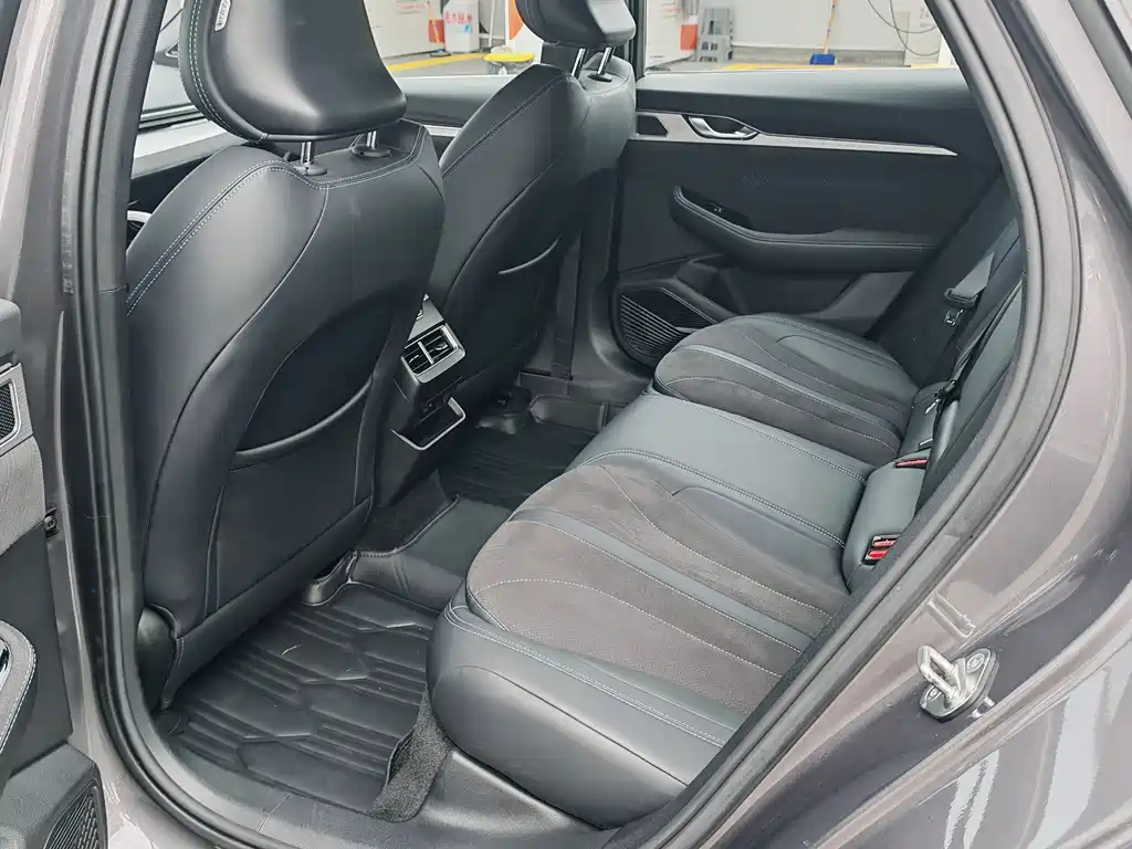 GEELY AUTOMOBILE XINGRUI