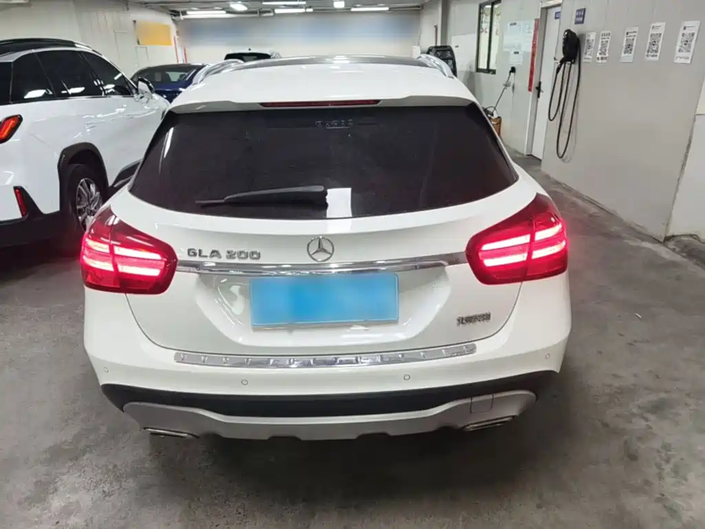 Mercedes-Benz GLA — миниатюра 6