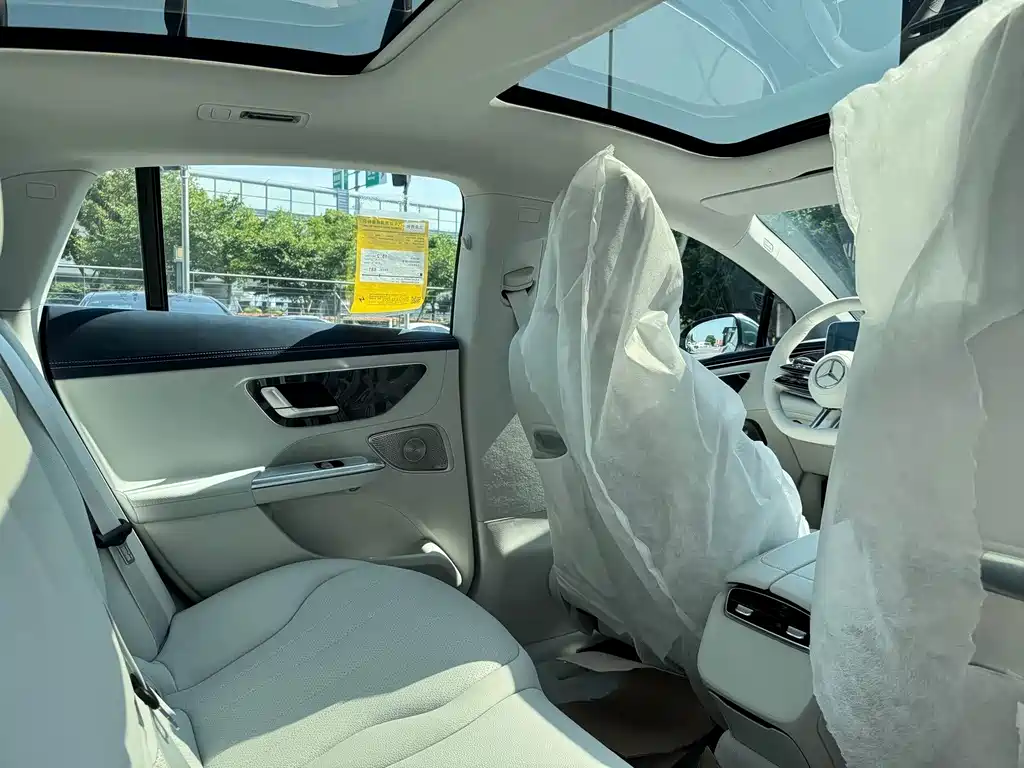Mercedes-Benz EQE — миниатюра 12