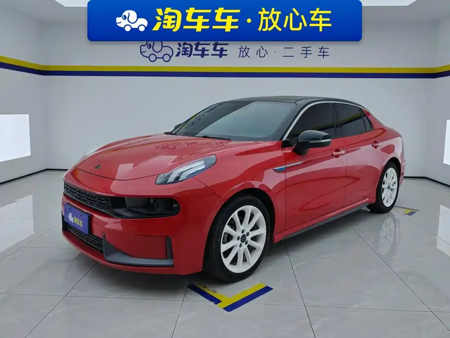 Lynk & Co 03