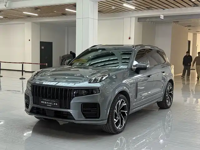 2022 Lynk & Co 09