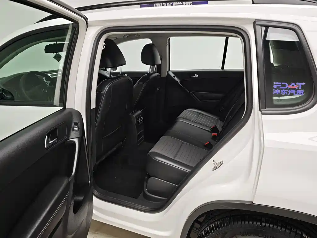 Volkswagen Tiguan — миниатюра 16