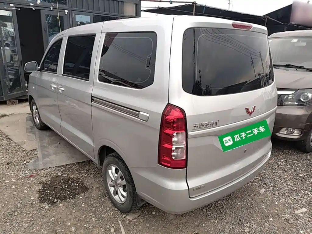 Wuling Hongguang V — миниатюра 23