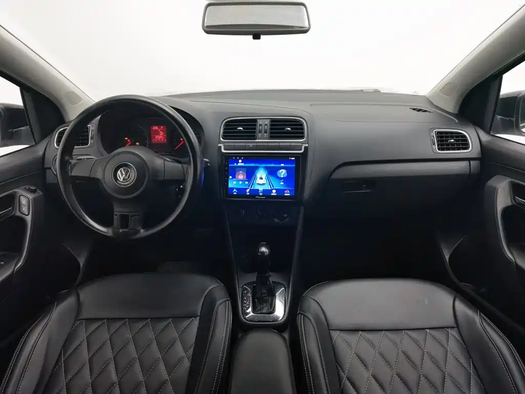 Volkswagen Polo — миниатюра 5